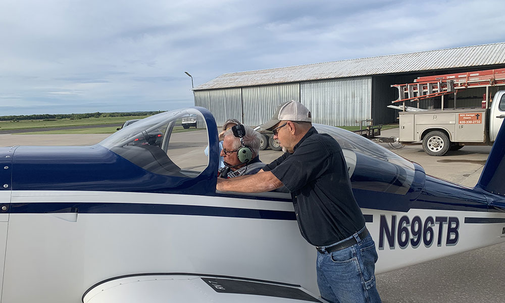 Troy Brown completes a Beautiful RV-7…11 years in the making.